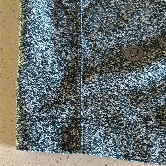 Lululemon Green Unlined Shorts Size L - Picture 5 of 11